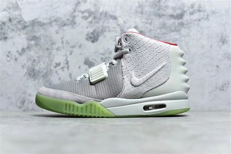 yeezy 2 pure platinum shoes